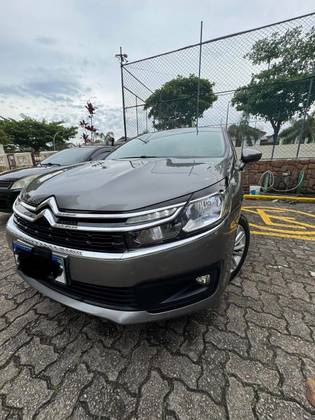CITROËN C4 LOUNGE 1.6 THP FLEX LIVE BVA CITROËN C4 LOUNGE 1.6 THP FLEX LIVE BVA